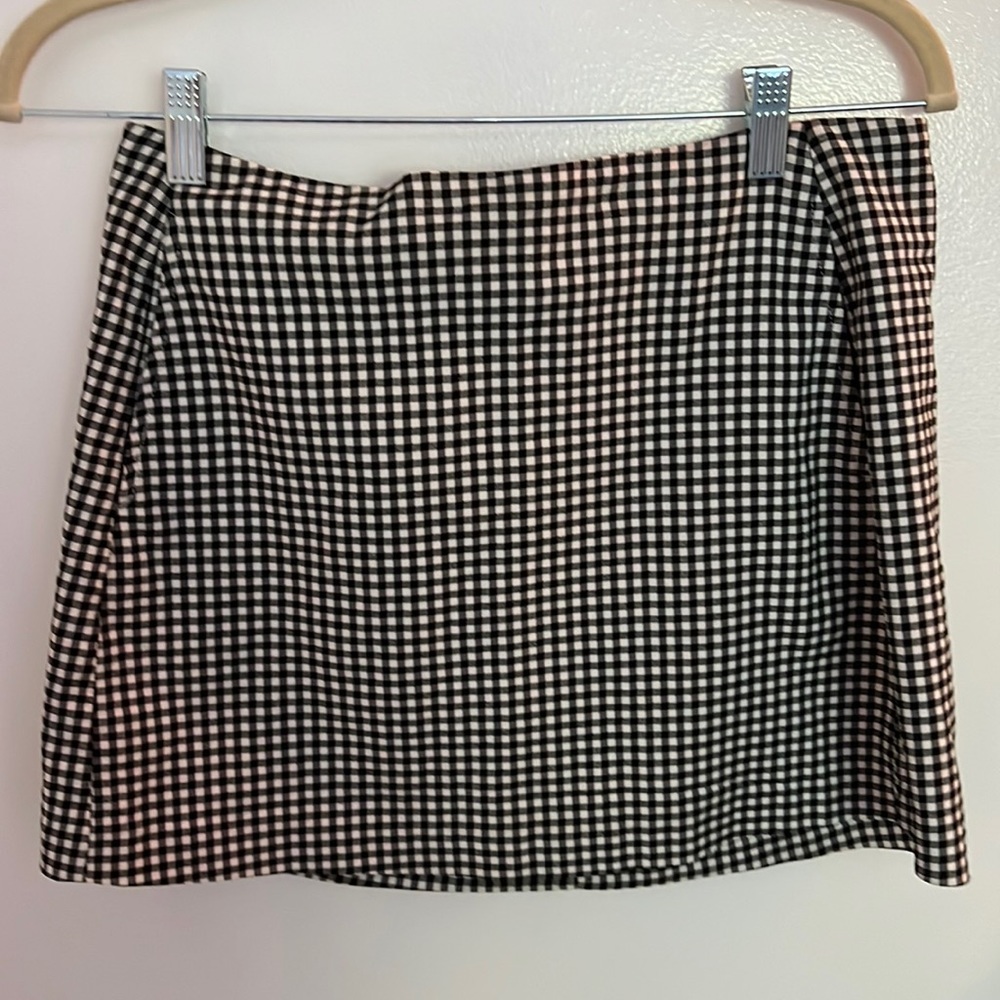 Urban Outfitters Black and White Checkered Mini Skirt